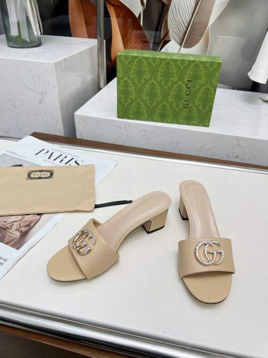 Picture of Gucci Slippers _SKUGuccisz35-43jyh05392157
